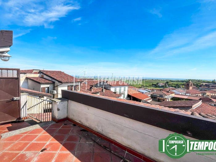 Casa con 6 locali in vendita in Piazza San Valerio, Lu, Lu e Cuccaro Monferrato