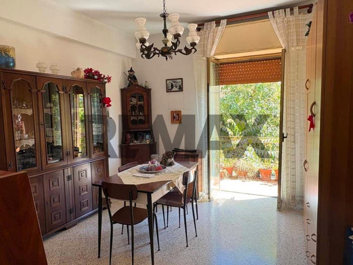 Appartamento quadrilocale in vendita in Via Segesta, Centro, Giarre