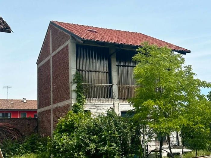 Casa trilocale in vendita in Via Sant'Isidoro, Montegiove, Chivasso