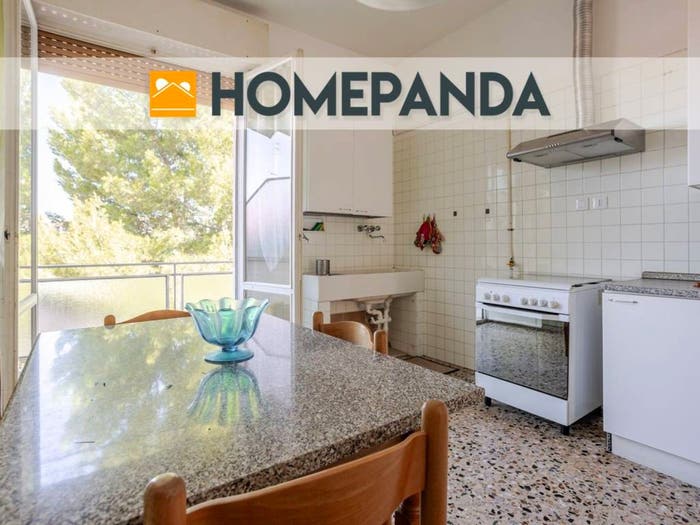 Appartamento con 6 locali in vendita in Via Alfredo Antinori, Le Grazie, Ancona