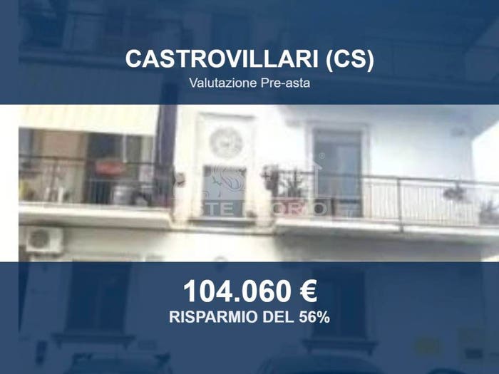 Casa quadrilocale in vendita in Via Pietro Toselli, Centro, Castrovillari