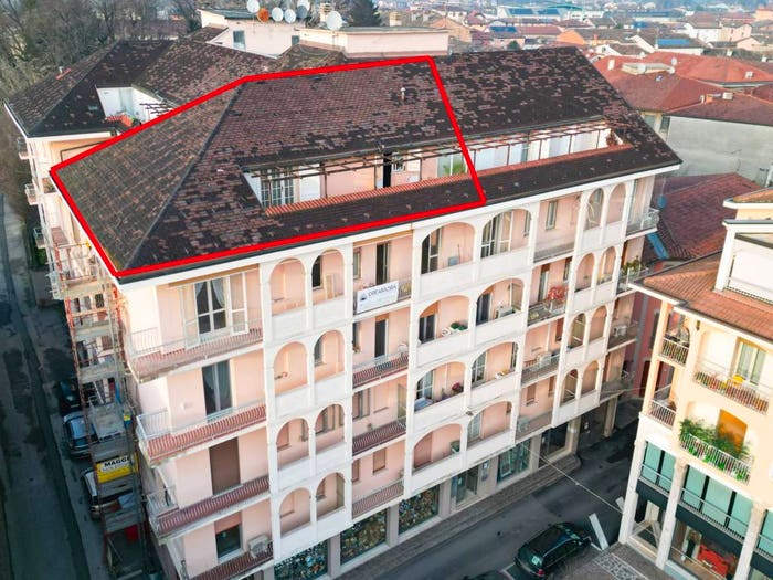 Appartamento con 5 locali in vendita in Piazza Generale Armando Diaz, Asola