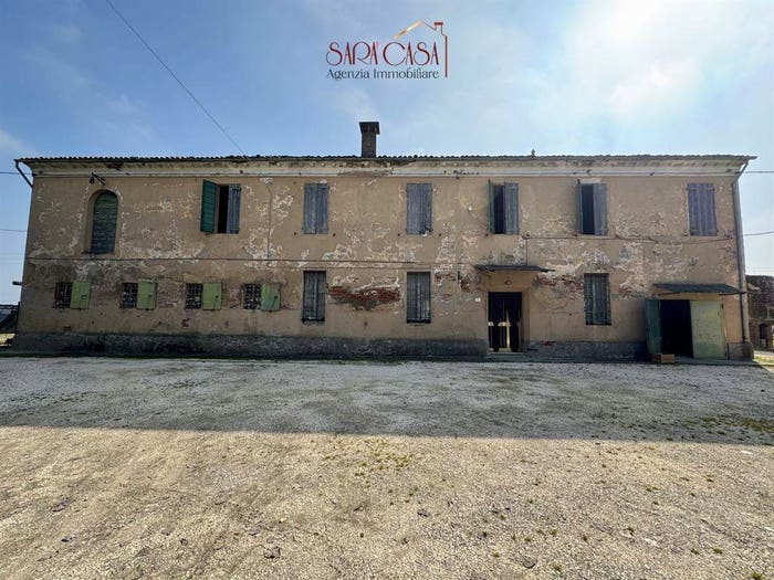 Casa con 6 locali in vendita in Cotignola