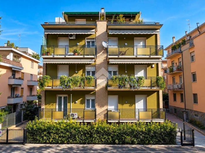 Appartamento quadrilocale in vendita in Strada Casa Bianca, San Lazzaro, Parma