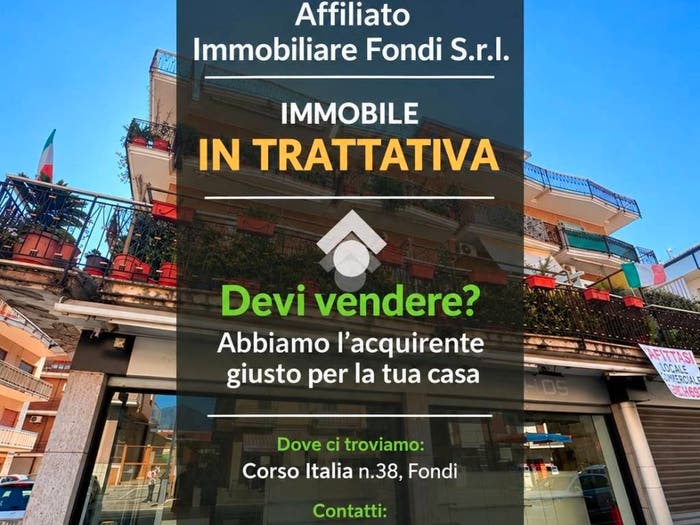 Appartamento quadrilocale in vendita in Appartamento Via Stazione, Centro, Fondi