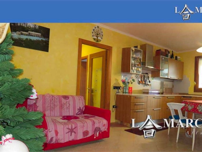 Appartamento con 5 locali in vendita in Crespano Del Grappa, Pieve del Grappa