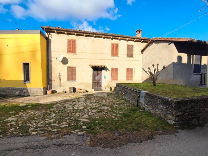 Casa quadrilocale in vendita in Via Ronco, Gremiasco