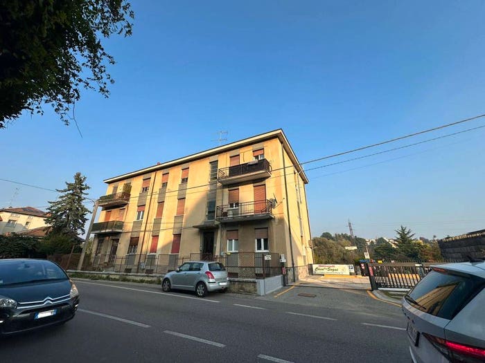 Appartamento trilocale in vendita in Via Giuseppe Mazzini, Albizzate