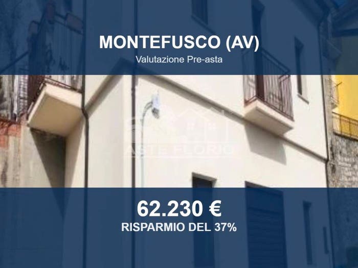Appartamento con 6 locali in vendita in Via San Pietro De Ferraris, Montefusco