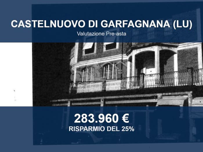 Appartamento con 5 locali in vendita in Via F Azzi, Centro, Castelnuovo di Garfagnana
