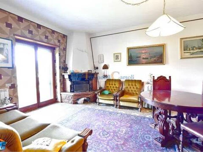 Appartamento quadrilocale in vendita in Via Delle Querce No Number, Nespolo