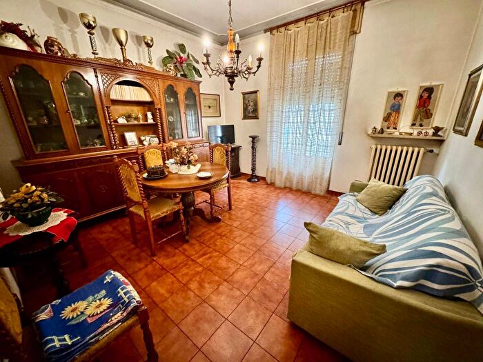 Appartamento trilocale in vendita in Via Luigi Farini, Dante Cheope, Piacenza