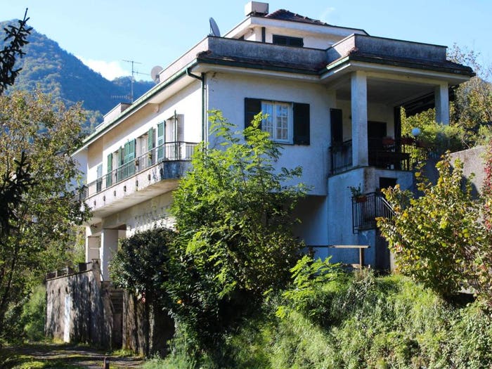 Casa con 6 locali in vendita in Via Dragonaria, Gallinaria, Moconesi