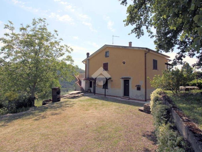 Casa quadrilocale in vendita in VIA ROCCA, Salisano