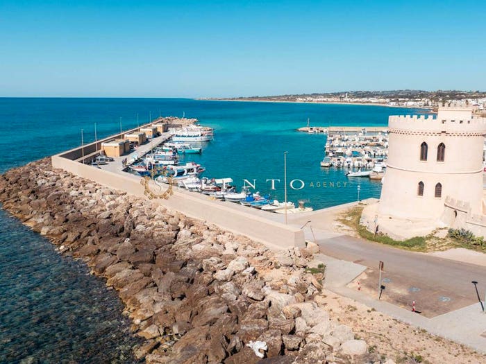 Casa con 5 locali in vendita in Piazza Torre, Torre Vado, Morciano di Leuca