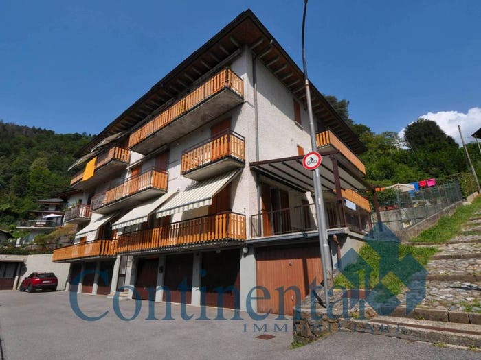 Appartamento trilocale in vendita in Via Ingegner Sante Calvi, Piazza Brembana