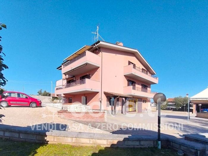 Casa con 6 locali in vendita in Via Giuseppe Mazzini, Centro, Lariano