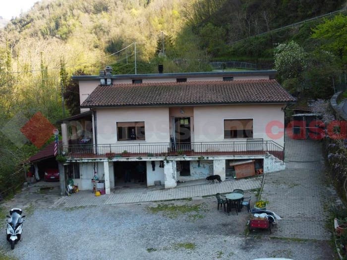 Casa con 5 locali in vendita in Località Ricavani, Bagni di Lucca