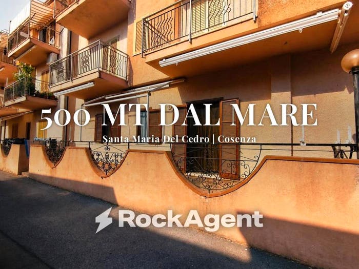 Appartamento trilocale in vendita in Via degli Ulivi, Marina Di Santa Maria Del Cedro, Santa Maria del Cedro