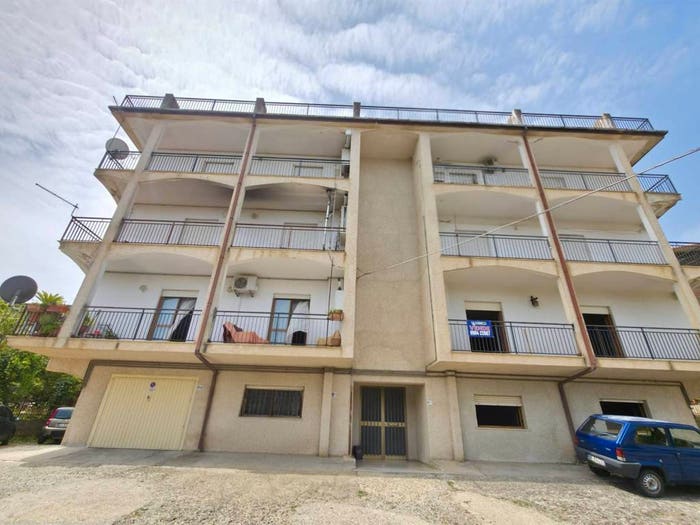 Appartamento con 5 locali in vendita in Via Guardia, Cerisano