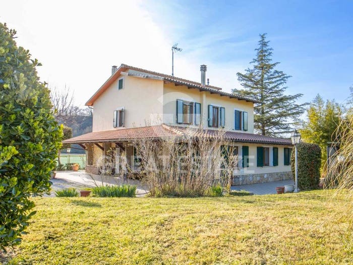 Casa con 6 locali in vendita in Vocabolo Poggetto, Città della Pieve