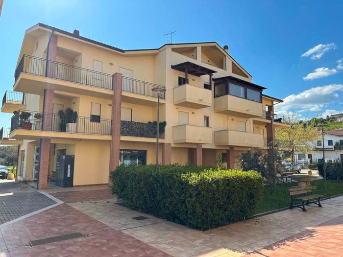 Casa in vendita in Strada Statale Piceno Aprutina, Castiglione Messer Raimondo