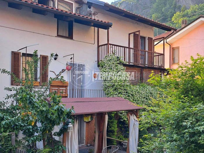 Casa quadrilocale in vendita in Via Lino Maffiodo, Centro, Caprie