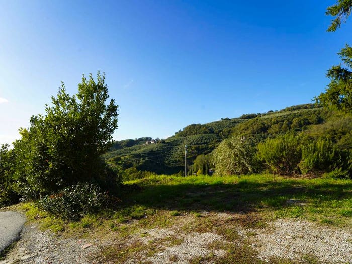 Casa con 5 locali in vendita in Via San Barontana, Larciano