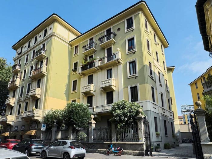 Appartamento trilocale in vendita in Viale Monte Nero, Montenero, Milano