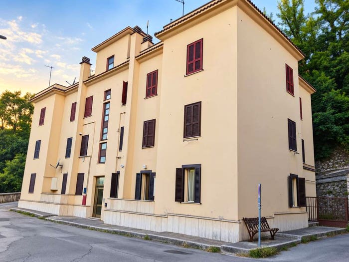 Appartamento trilocale in vendita in Via Gino Sellari, Centro, Frosinone