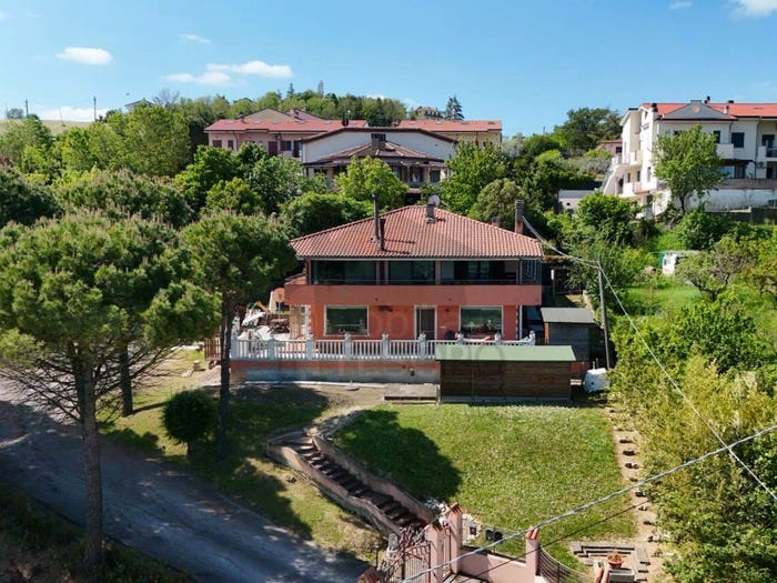 Appartamento con 5 locali in vendita in Via Ca' Marchino, Casiccio, Montescudo Montecolombo