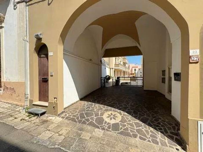 Appartamento quadrilocale in vendita in Via Cesare Battisti, Alezio