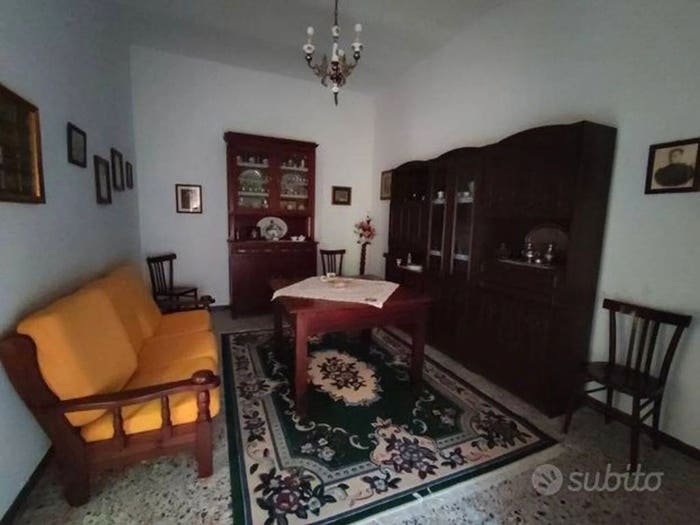 Casa con 5 locali in vendita in Via Sa Serra No Number, Scano di Montiferro