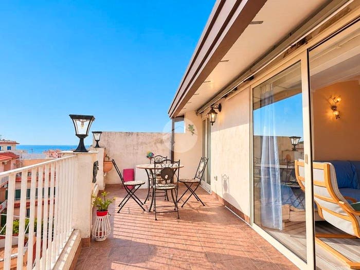 Appartamento quadrilocale in vendita in Via Atratina, Gaeta