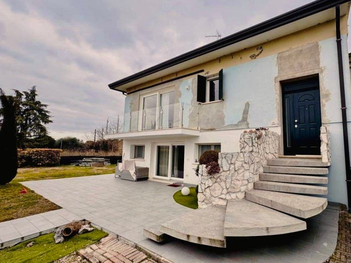 Casa quadrilocale in vendita in Via Peagnola, Centro, Ospedaletto Euganeo