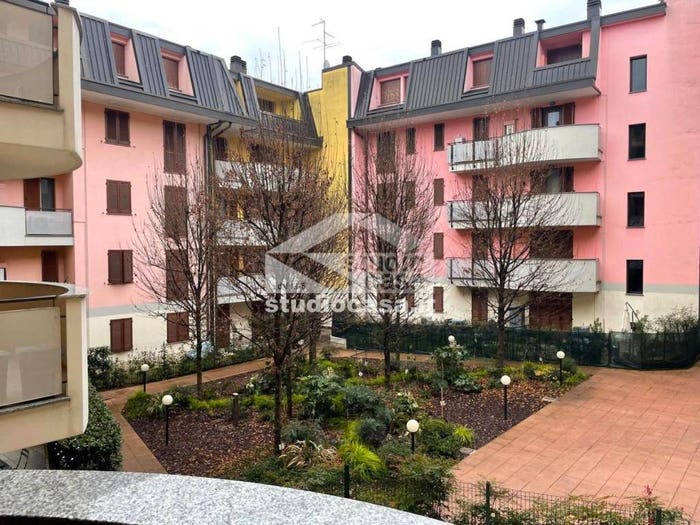 Appartamento trilocale in vendita in Centro, Lentate sul Seveso
