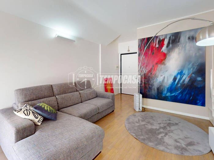 Casa quadrilocale in vendita in Via Maffeo Pantaleoni, Centro, Macerata
