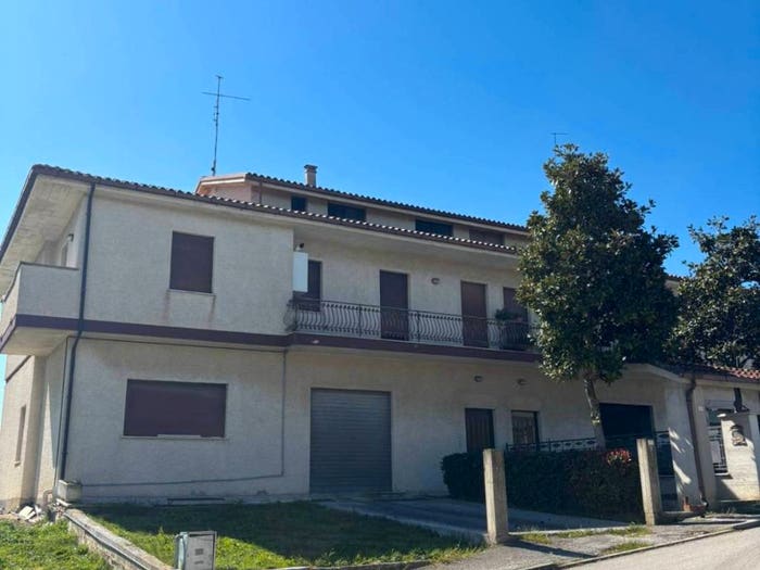 Casa con 6 locali in vendita in Via Della Pace, Magliano di Tenna