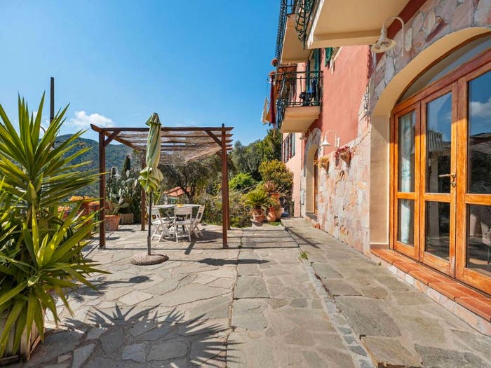 Casa con 6 locali in vendita in Passo Ciain, Salto Chiesa, Avegno