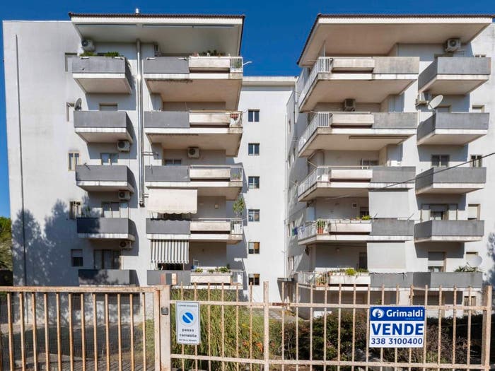 Appartamento quadrilocale in vendita in Via Ugo La Malfa, San Luigi Archimede, Ragusa
