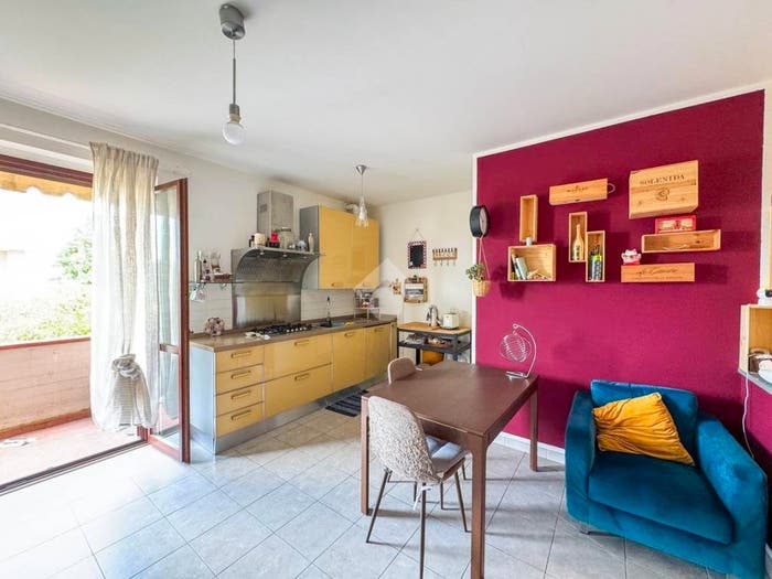 Appartamento trilocale in vendita in Piazza Padre ernesto balducci, Montecastello Treggiaia I Fabbri, Pontedera