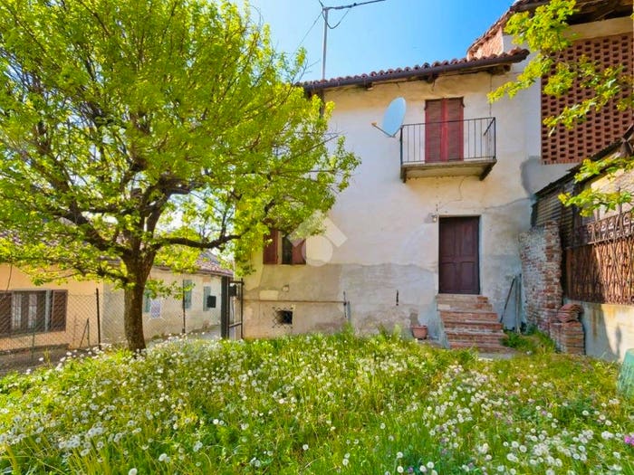 Casa trilocale in vendita in Frazione Morialdo, Morialdo, Castelnuovo Don Bosco