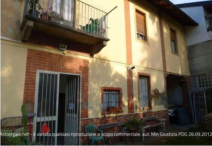 Appartamento con 6 locali in vendita in Via ferrara, San Bernardino, Legnano