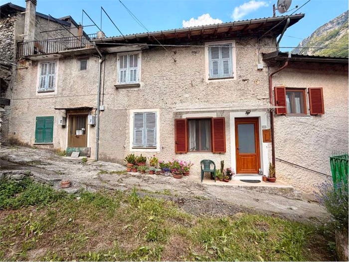 Appartamento trilocale in vendita in Ponte di Nava, Ormea