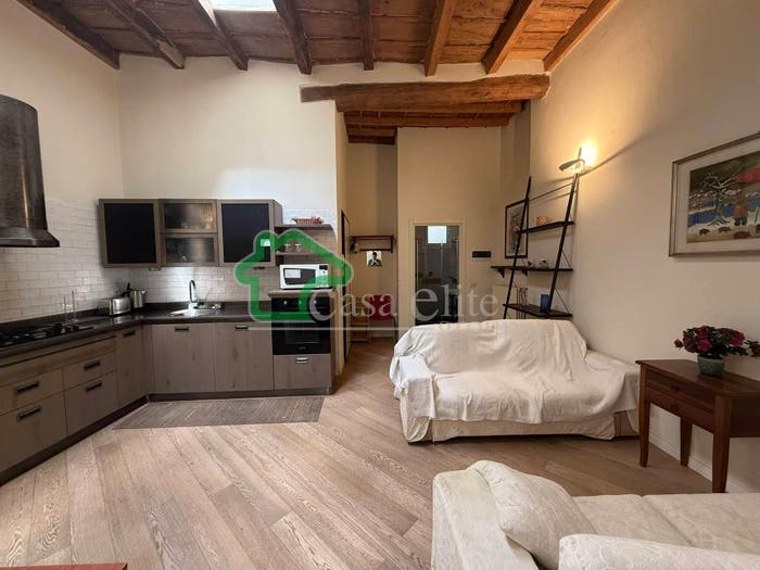 Appartamento trilocale in vendita in Via Marsala, Centro Storico, Lodi