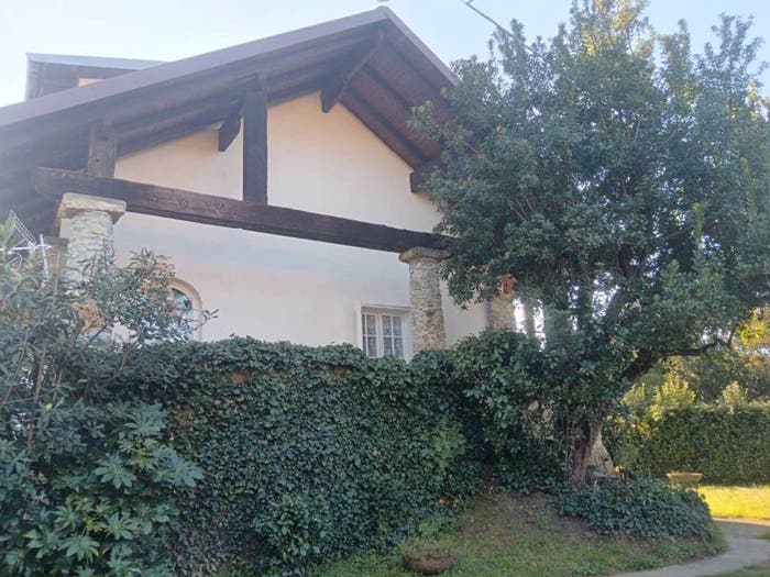 Casa con 5 locali in vendita in Ronchi Poveromo, Massa