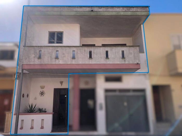 Appartamento quadrilocale in vendita in Via della Resistenza, PresicceAcquarica