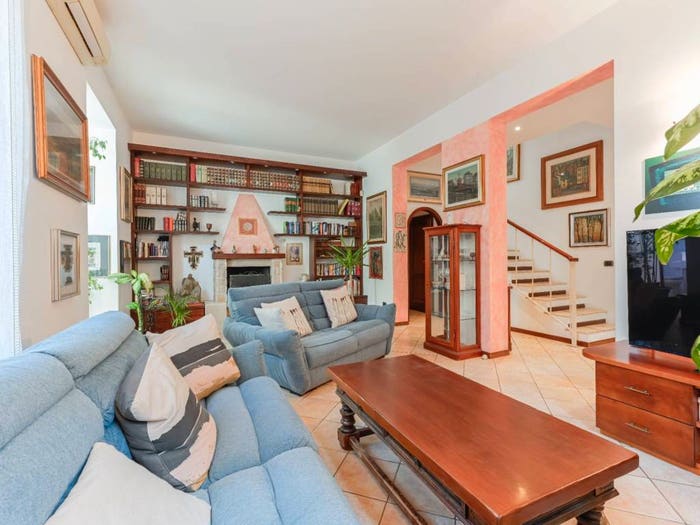 Casa con 5 locali in vendita in Via Giacomo Carissimi, Maggiolina, Milano