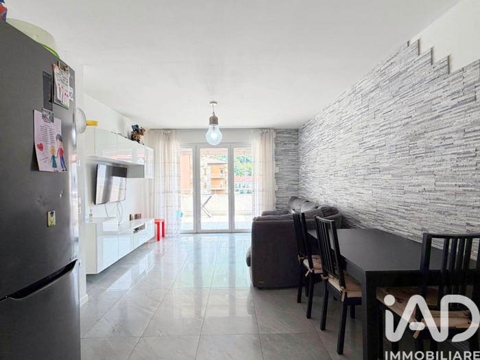 Appartamento quadrilocale in vendita in Via del Garda, Centro, Mori