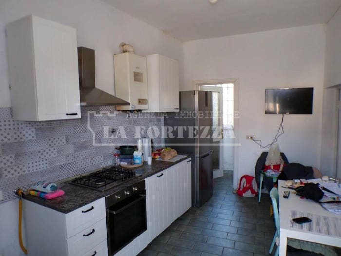 Casa quadrilocale in vendita in Via delle Lenze, CEP, Pisa